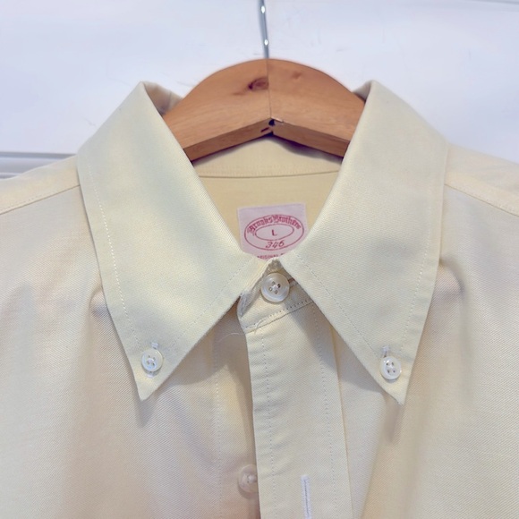 Brooks Brothers The Original Polo Shirt Non Iron Size L - Yellow - Picture 3 of 5